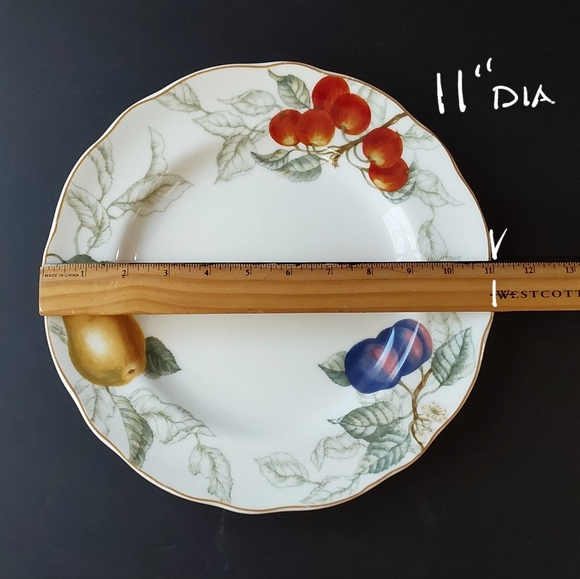 Charter Club Summer Grove Dinner Plate (1) - Picture 3 of 7